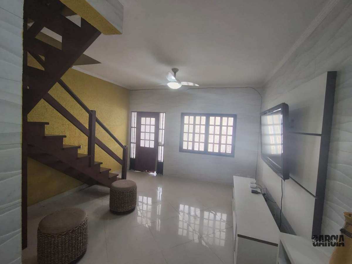 Casa à venda em Bertioga, Rio da Praia, com 2 quartos, 95m²