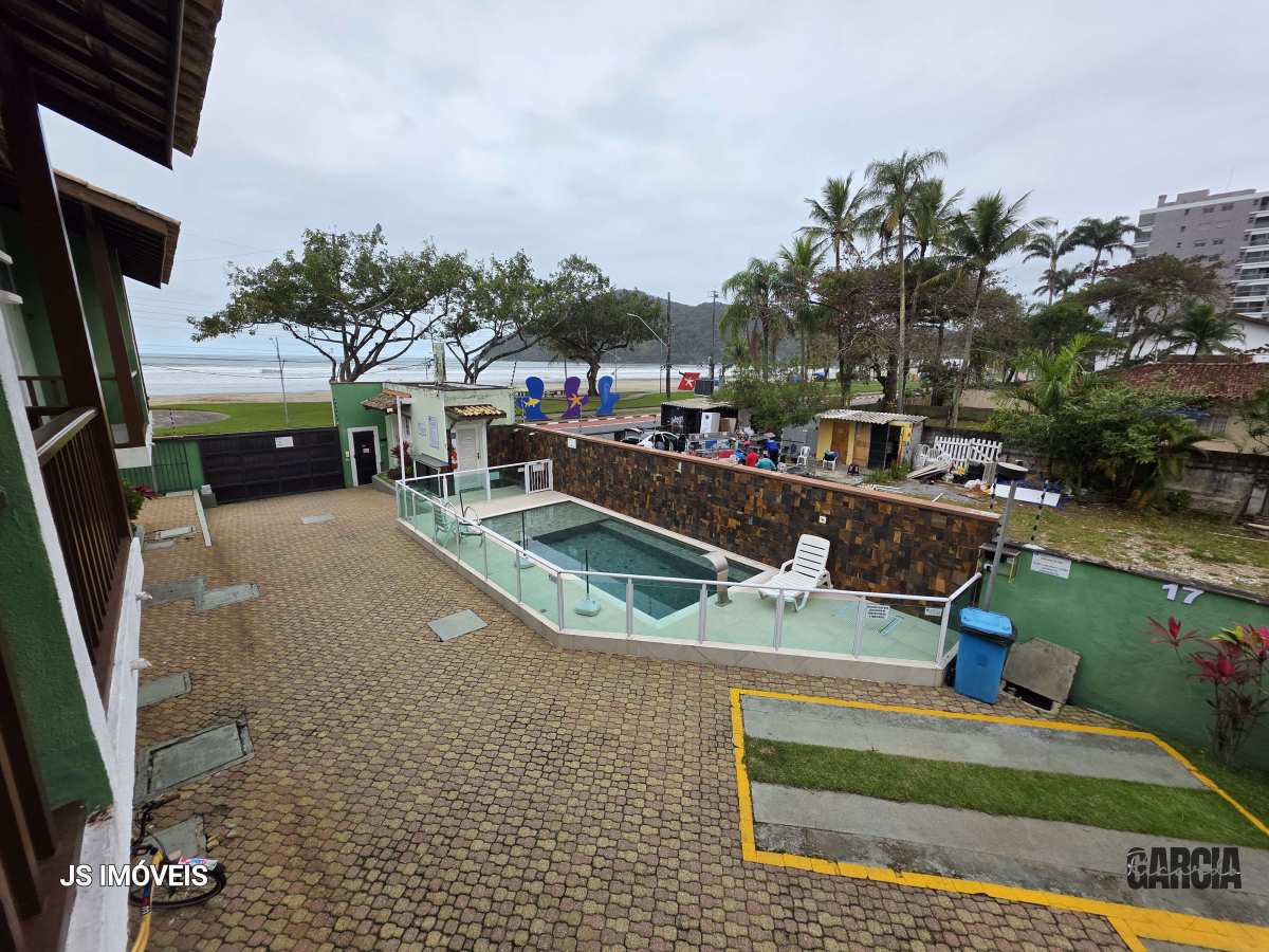 Casa de vila à venda, com 2 quartos, 75m²